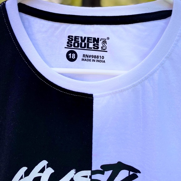 Seven Souls - HUSTLE - Half and half tee!! NWT!! - Picture 3 of 7